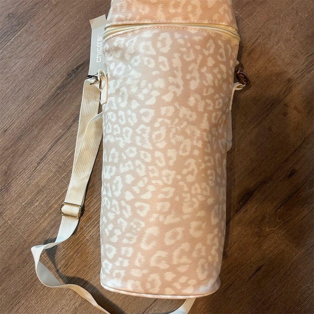 Chico's Insulated Wine Bottle Cooler Carrier Bag Snow Leopard Beige Tote